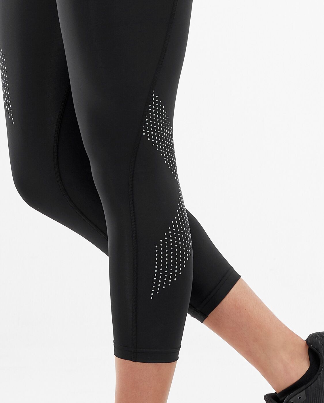 2XU South Africa - Womens Motion Mid-Rise Compression 7/8 Tights - Black/Dotted Reflective Logo