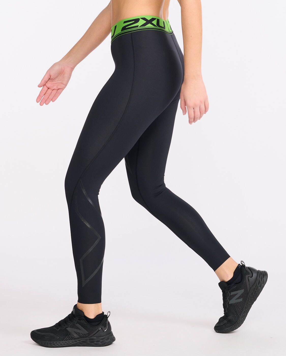 2XU South Africa - Womens Refresh Recovery Compression Tights - Black/Nero