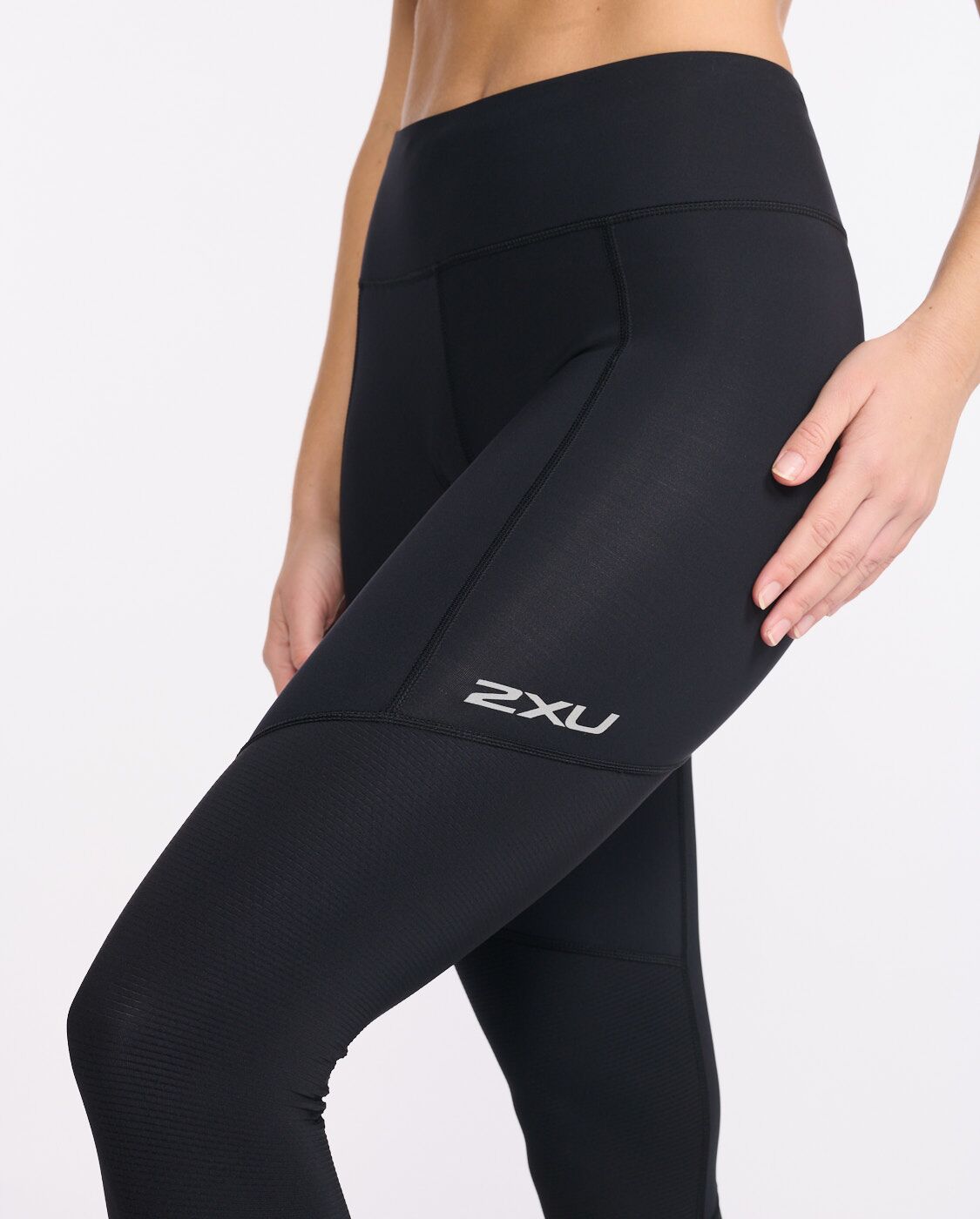 2XU South Africa - Womens Aero Vent Mid-Rise Compression Tights - Black/Silver Reflective