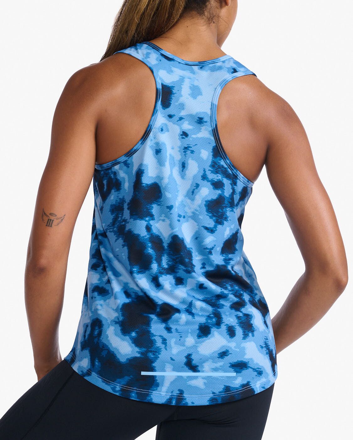 2XU South Africa - Women's Light Speed Running Vest - Digital Dye/Mirage Reflective